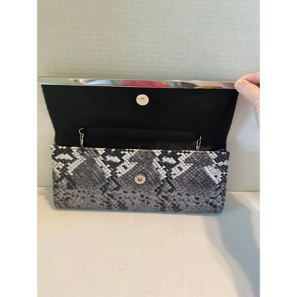 Faux Snake Skin Clutch/Shoulder Bag - Picture 2 of 4